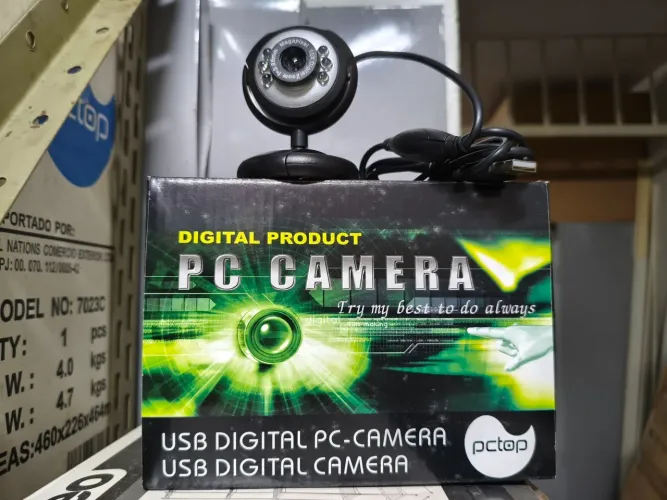 Web Can e Headphone na caixa