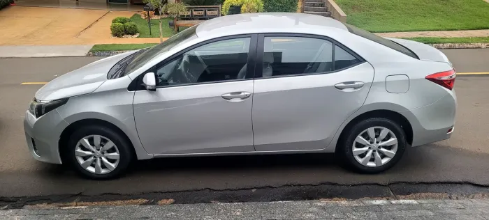 Toyota Corolla GLI 1.8 Flex 16V Aut. 2017