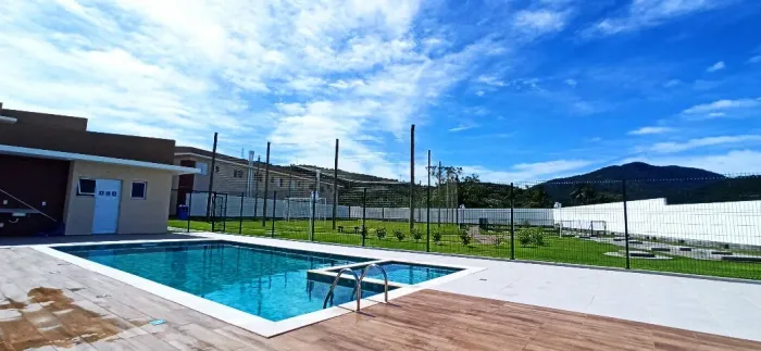 Aluguel Anual 2 quartos - Vargem pequena - sem moveis