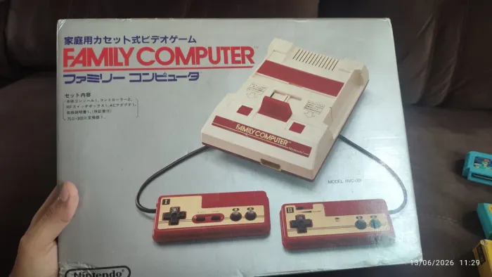 Famicom ( Nintendinho Japonês)