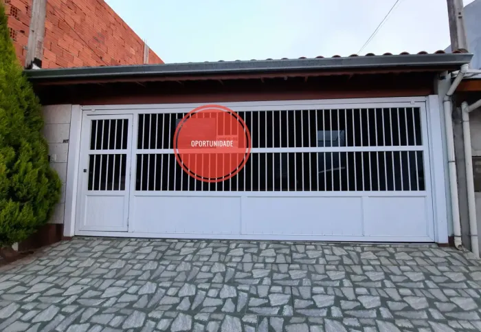 Casa térrea com 3 dormitórios no Condomínio Real Park Tietê Jundiapeba