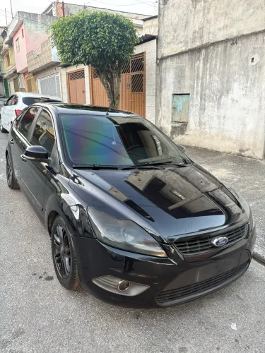 Ford Focus Ghia/ XR 2.0 /ghia 2.0 16V Flex 5P 2010