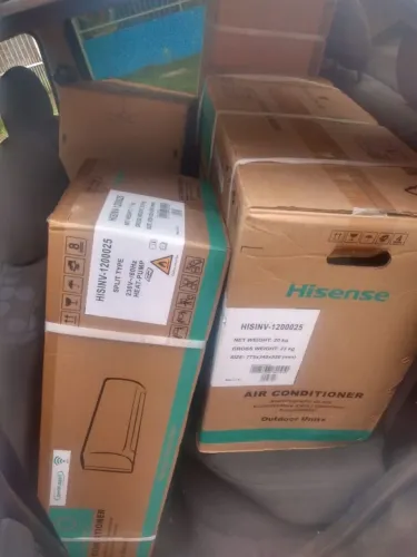 Ar-Condicionado Hisense 12.000 BTUs Inverter Quente e Frio com Wi-Fi Novo na Caixa com Kit