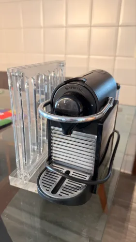 Nespresso + porta cápsulas de acrílico 