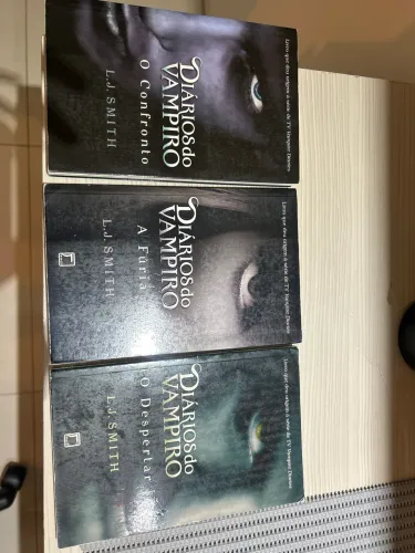 livros diario do vampiro