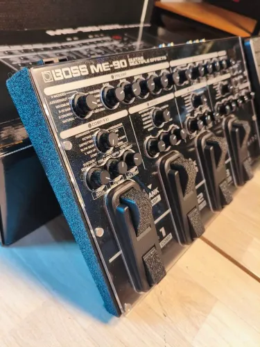 Pedaleira Boss ME 90 (zerada)