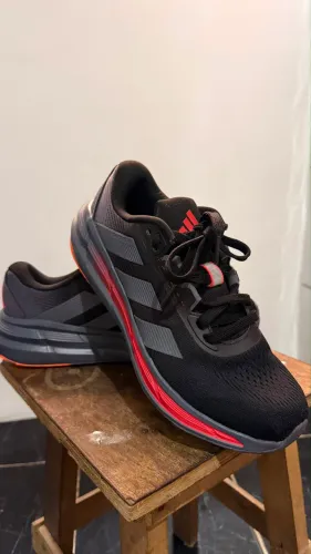 ? Tênis Adidas Questar 3 Masculino - Tam. 41 | Novíssimo