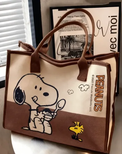Bolsa feminina de lona com estampa do Snoopy 
