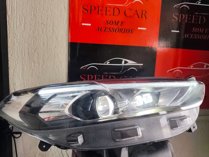 Farol do ford fusion