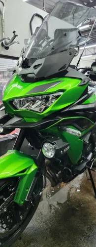 Kawazaki Versys 650 Tourer impecável 