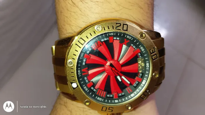 Relógio Invicta Speedway Turbine. 