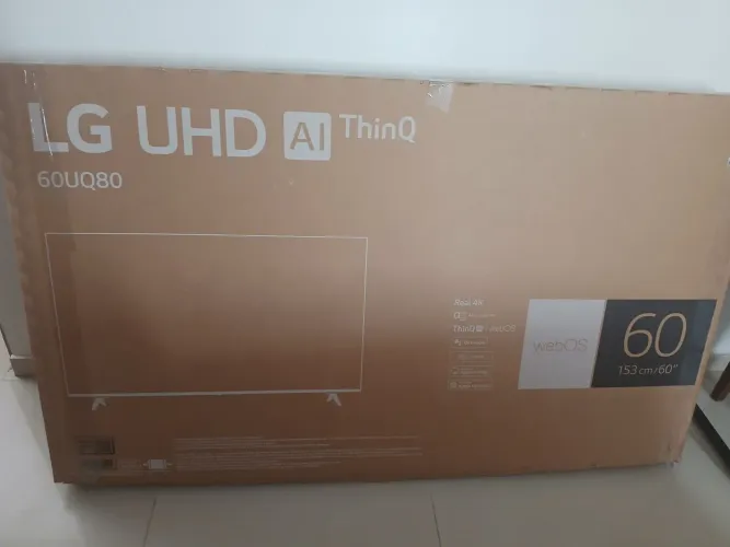 TV LG UHD 60"