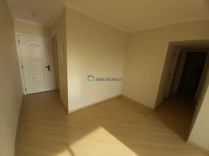 Apartamento à venda na Vila Mira.