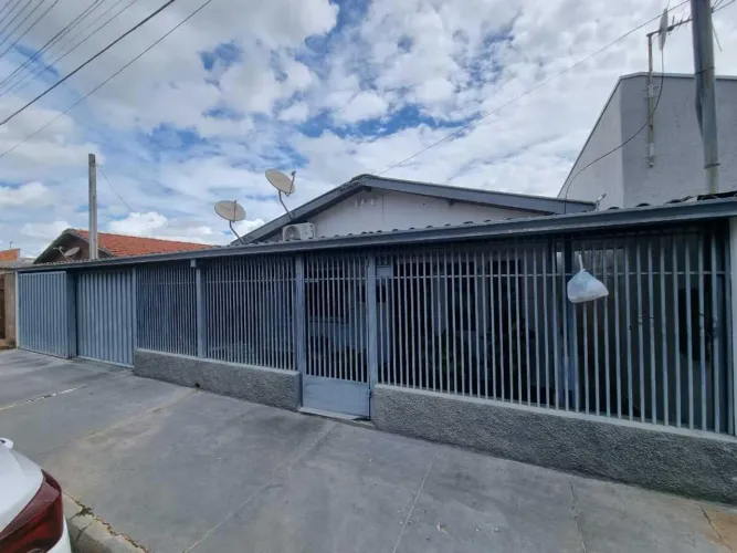 Casa para Venda em Regente Feijó, vVILA BONADIA, 2 dormitórios, 1 banheiro, 2 vagas