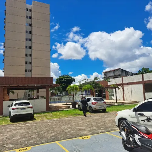 Garden ville, andar alto, 2 q por 2 mil