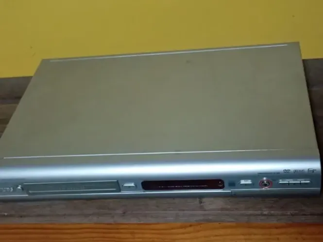 Gravador de DVD Philips com defeito