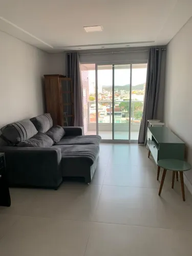 Apartamento Decorado 2 Suítes com Sacada Aluguel Anual Balneário Camboriú