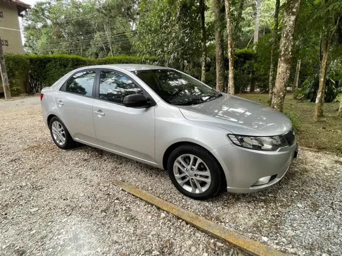 Kia Motors Cerato 1.6 16V Mec. 2012