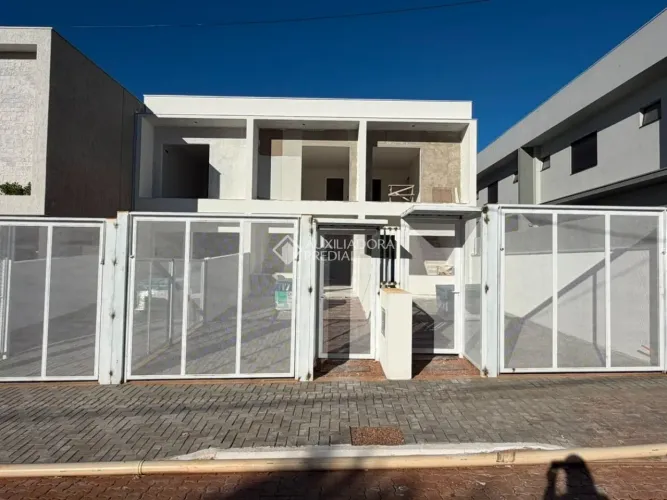 Sobrado à venda no Bairro Universitário