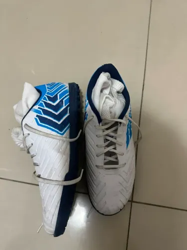 Chuteira pênalti usada 2x