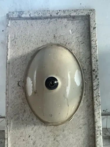Vendo pia de mármore