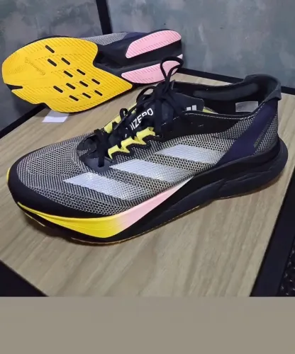 Tênis adidas adizero