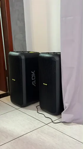 Troco 2 caixas de som em ps5
