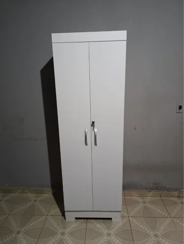 ARMÁRIO MULTIUSO