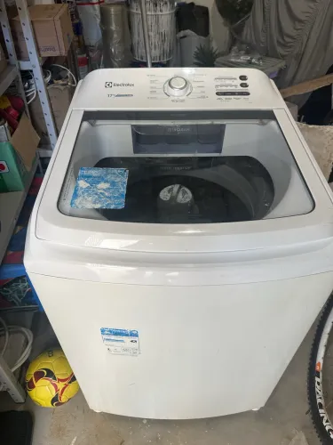 Maquina de Lavar Roupa Eletrolux
