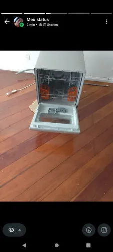 Máquina de lavar louça