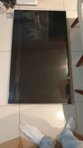 TV Smartphone com defeito 