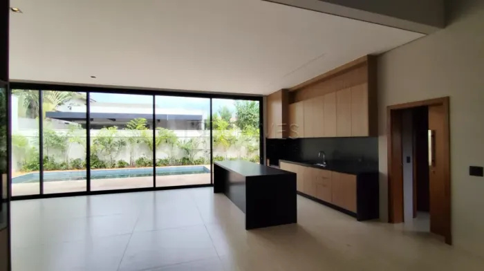 Casa térrea de 4 suítes à venda e locação no Condomínio Arara Verde, 336 m², Bonfim Paulis