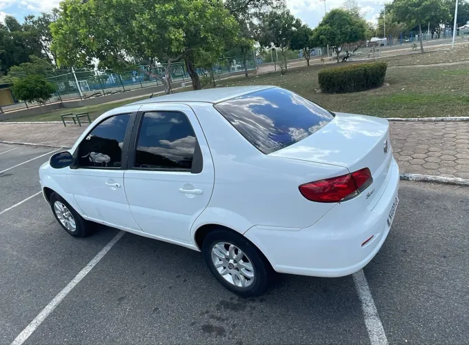 Fiat Siena EL 1.4 MPI Fire Flex 8V 4P 2015