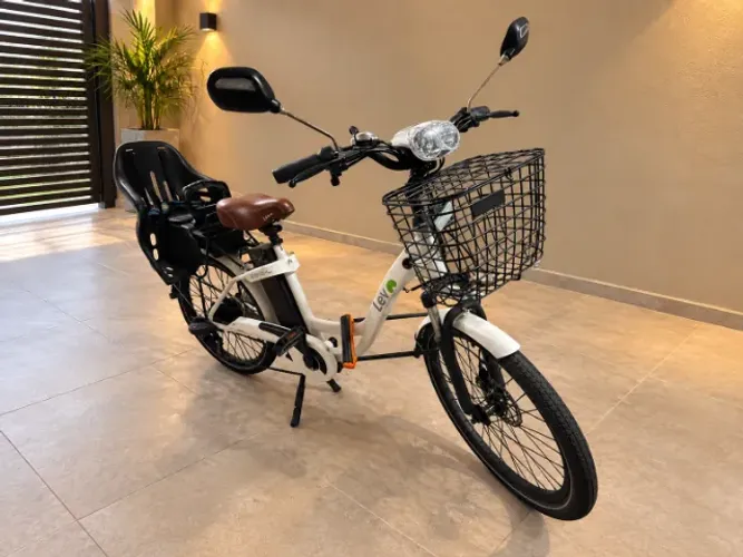 Bicicleta Elétrica Lev E-Bike L Plus 350W + Cadeirinha Infantil