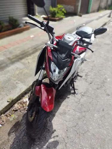 Moto Zero 