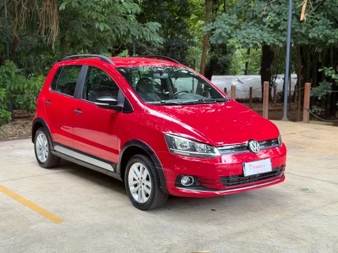 Volkswagen Fox Track 1.0 Flex 12V 5P 2016