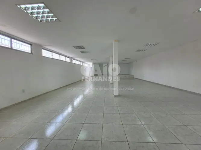 Prédio comercial na Cidade da Esperança