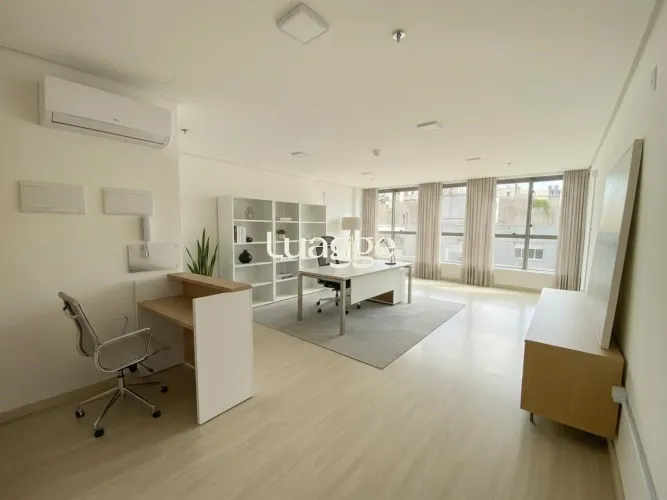 Sala comercial para alugar em Independência com 1 sala, 1 vagas paga e ótima loc