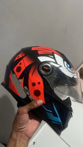 Capacete LS2