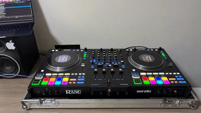 Rane PERFORMER + Case profissional 