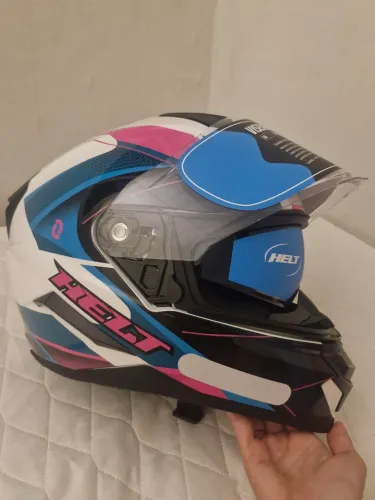 Vende-se capacete Helt