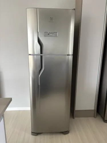 Geladeira Electrolux Semi Nova 