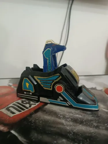 Perna do Thunderzord . Power Rangers. Banda anos 90.