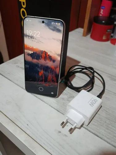 Poco f7 512gb prata limited edition