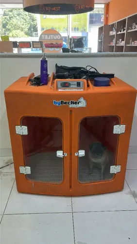 Máquina Secadora para Pets Marca Bybecker valor R$.5.000, Parcelamos no Cartão.