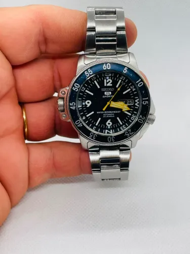 Seiko 5 Sport atlas