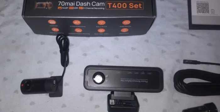 Câmera veicular 70mai T400 3 canal, 1 4k 2 full HD