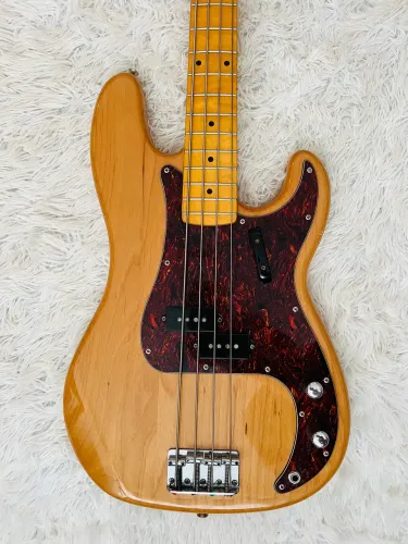 Baixo precision pmaster 