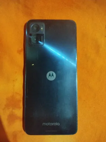 Vende-se celular em perfeito estado 