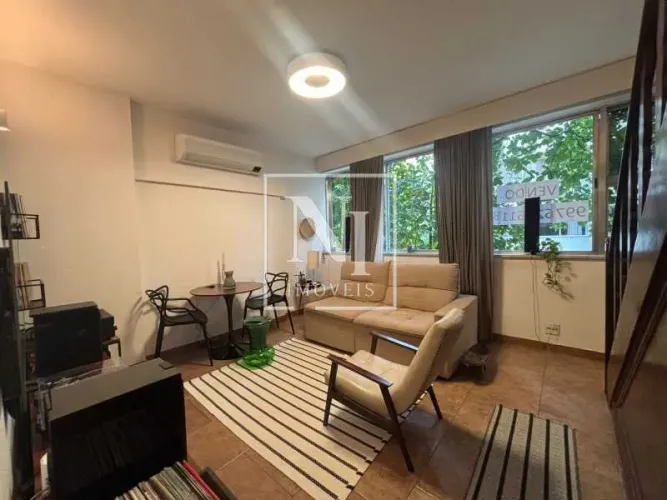 Apartamento : / Residencial / Copacabana